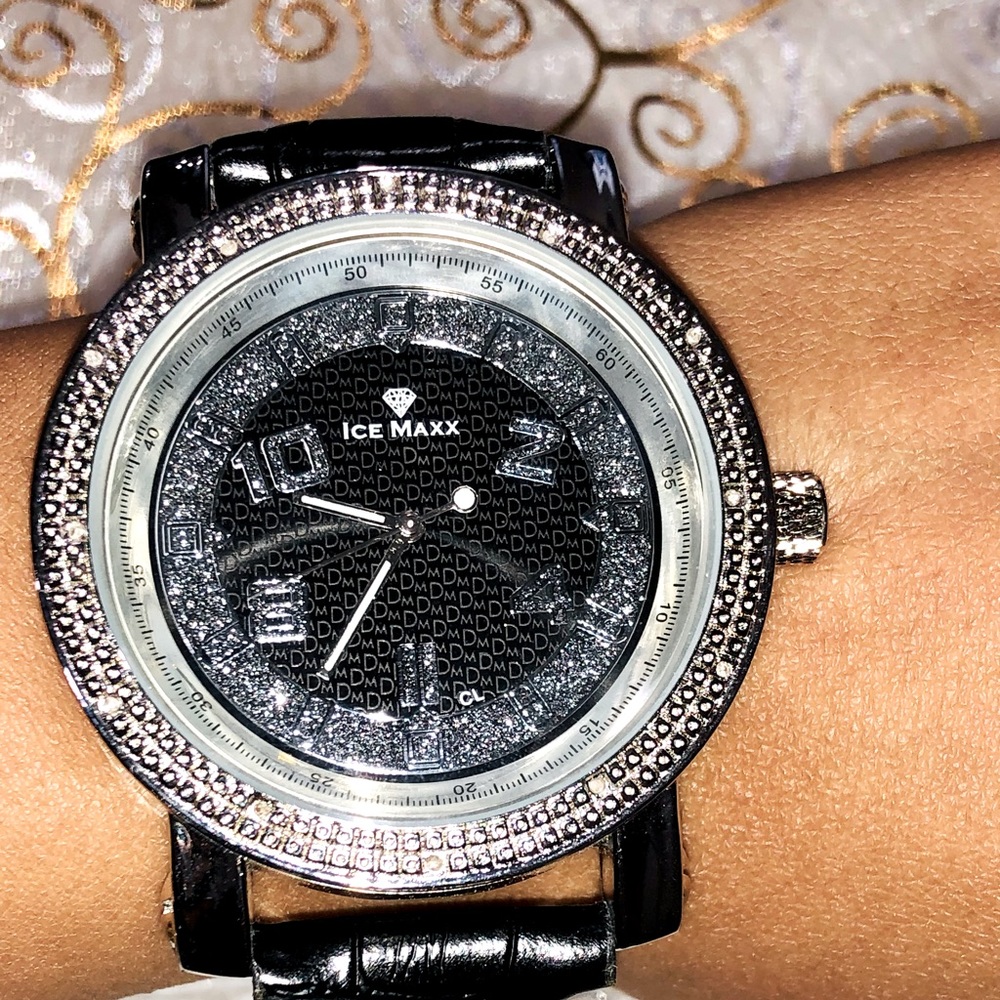 Real diamond men Watch not CZ not moissanite best gift for men gift wrapped HOT!